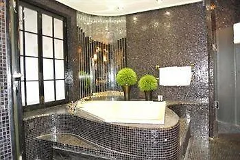 Hotel De Beurs Hoofddorp 4*,
